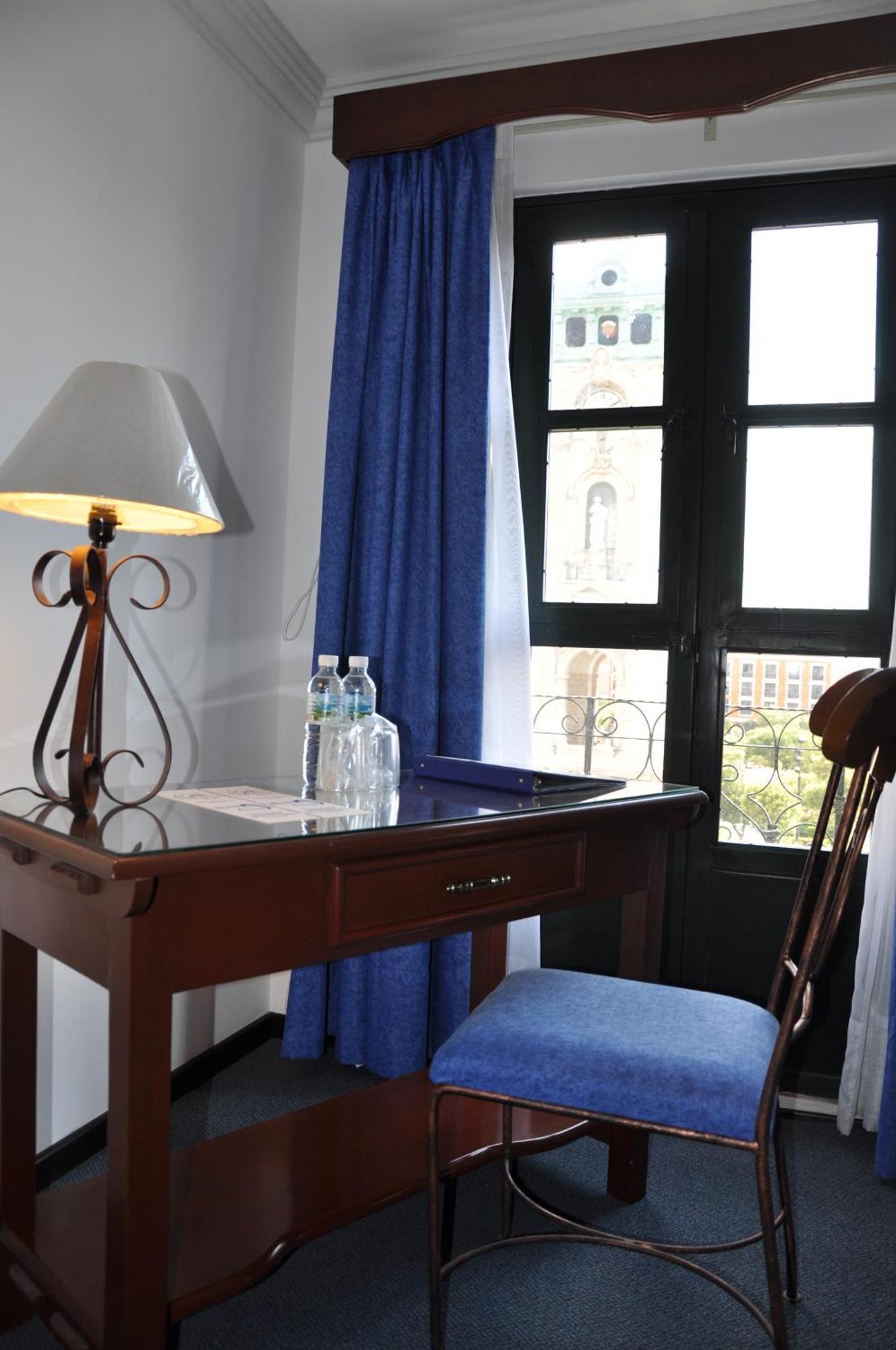 Hotel Ciros Pachuca エクステリア 写真